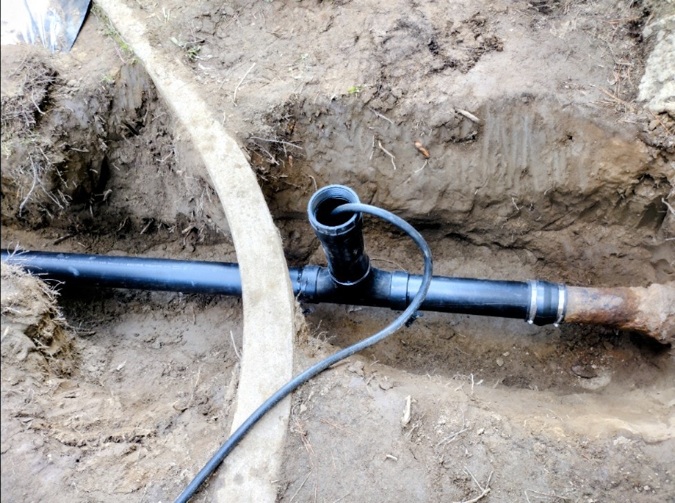 Boxer Plumbing commercial urinal flush valve installation